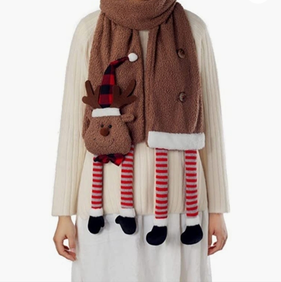 Christmas Scarf -reindeer - Picture 1 of 11